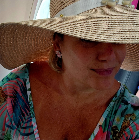 Meet your Posher, Ann - Picture 3 of 8